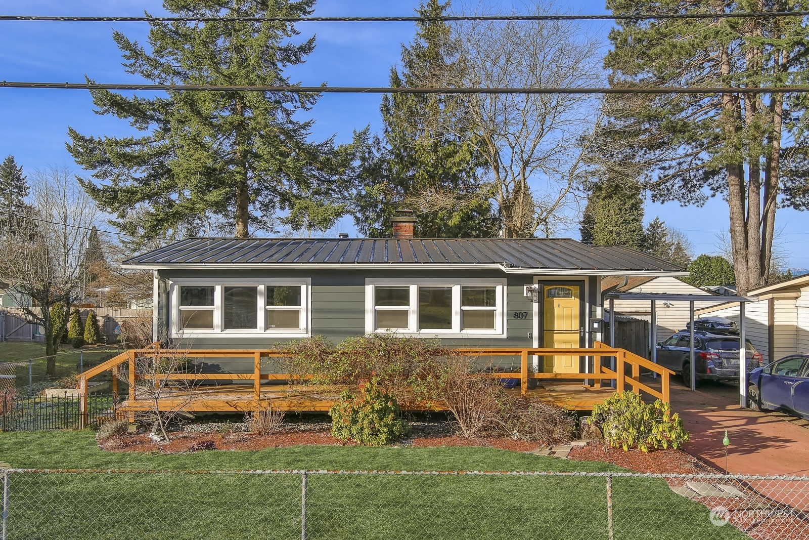 807 Edmonds Avenue Northeast Renton, WA 98056 - Photo 33 of 38 front view of a house with a yard