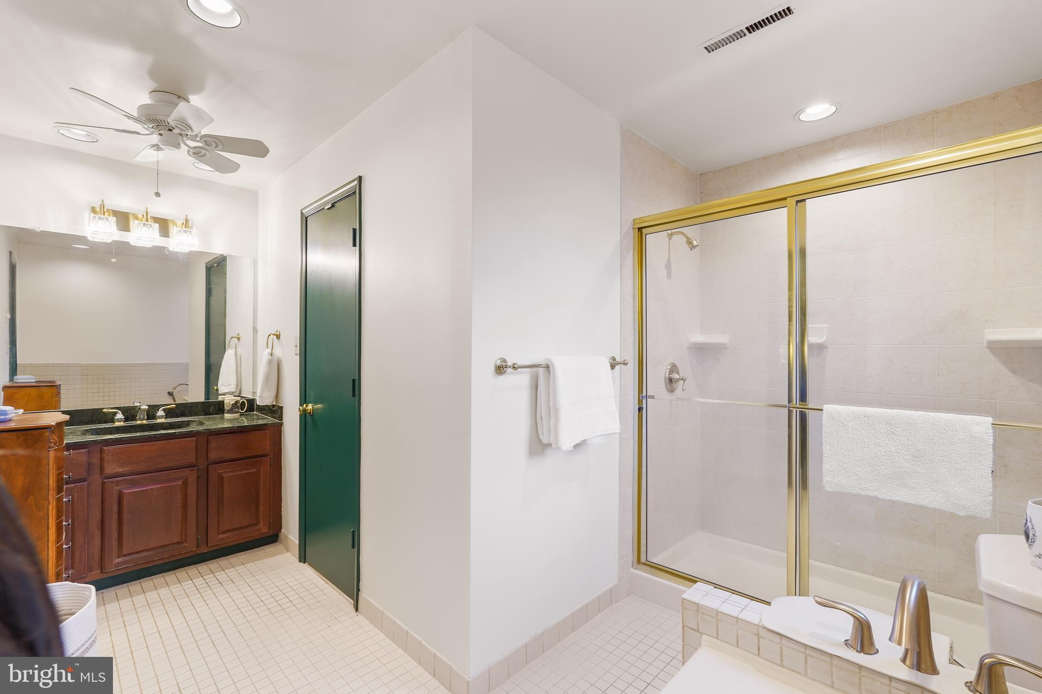 10505 Adel Road Oakton, VA 22124 - Photo 21 of 33