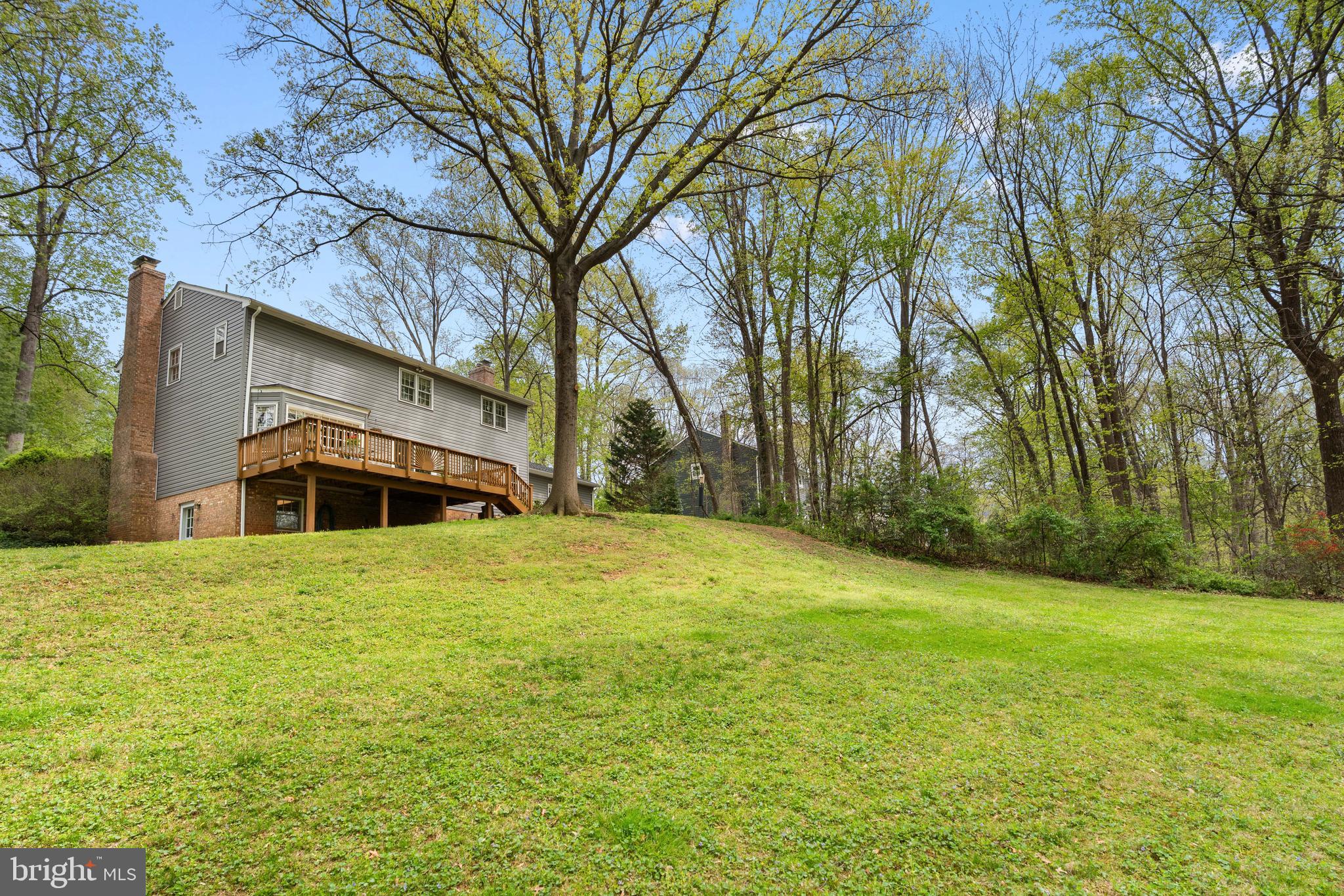 10505 Adel Road Oakton, VA 22124 - Photo 31 of 33