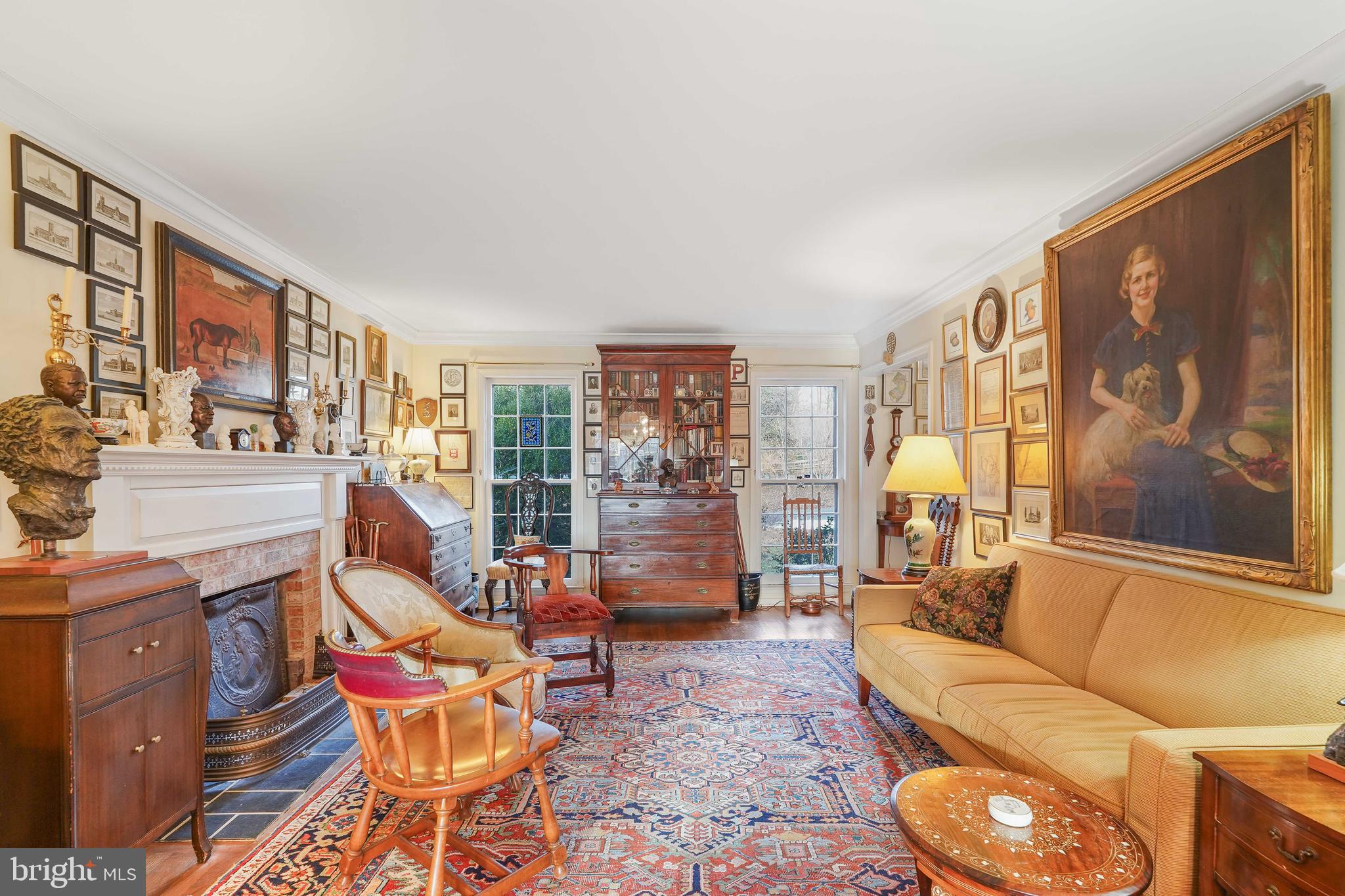 10505 Adel Road Oakton, VA 22124 - Photo 6 of 33