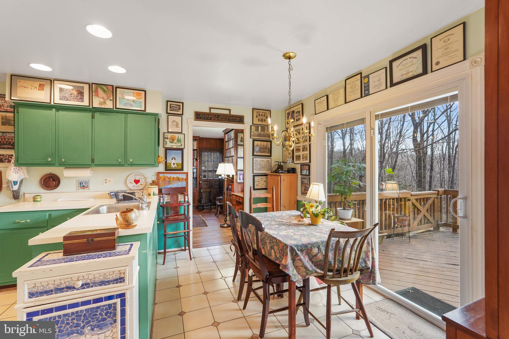 10505 Adel Road Oakton, VA 22124 - Photo 10 of 33