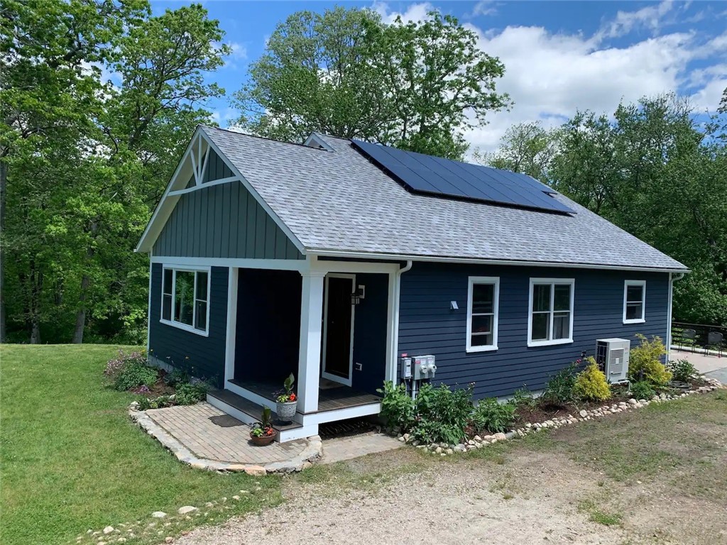 11 Pioneer Road, Unit 1 Charlestown, RI 02813 - Photo 3 of 19