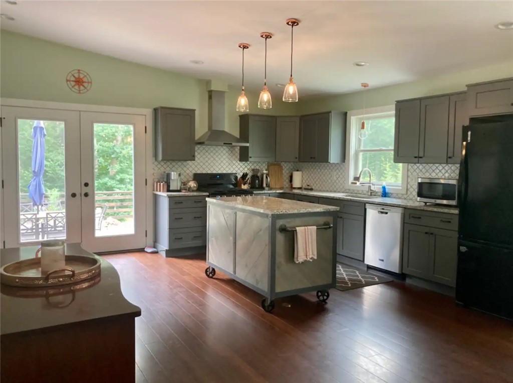 11 Pioneer Road, Unit 1 Charlestown, RI 02813 - Photo 4 of 19