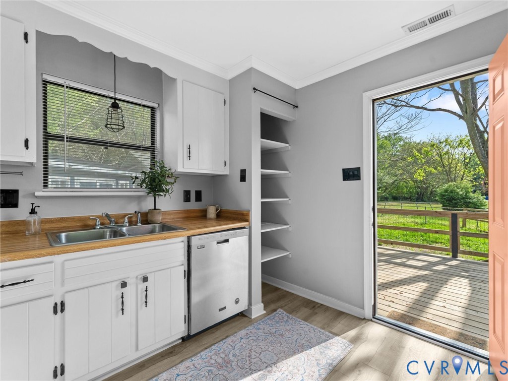 2019 Condrey Ridge Drive North Chesterfield, VA 23236 - Photo 13 of 36