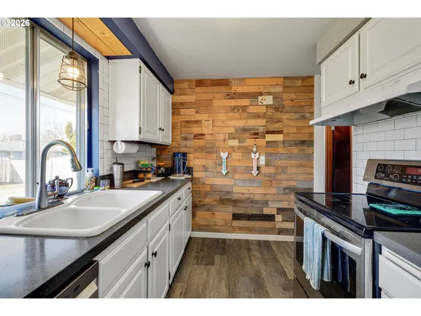 $449,999 | 1035 Southeast 225th Avenue, Gresham, OR 97030