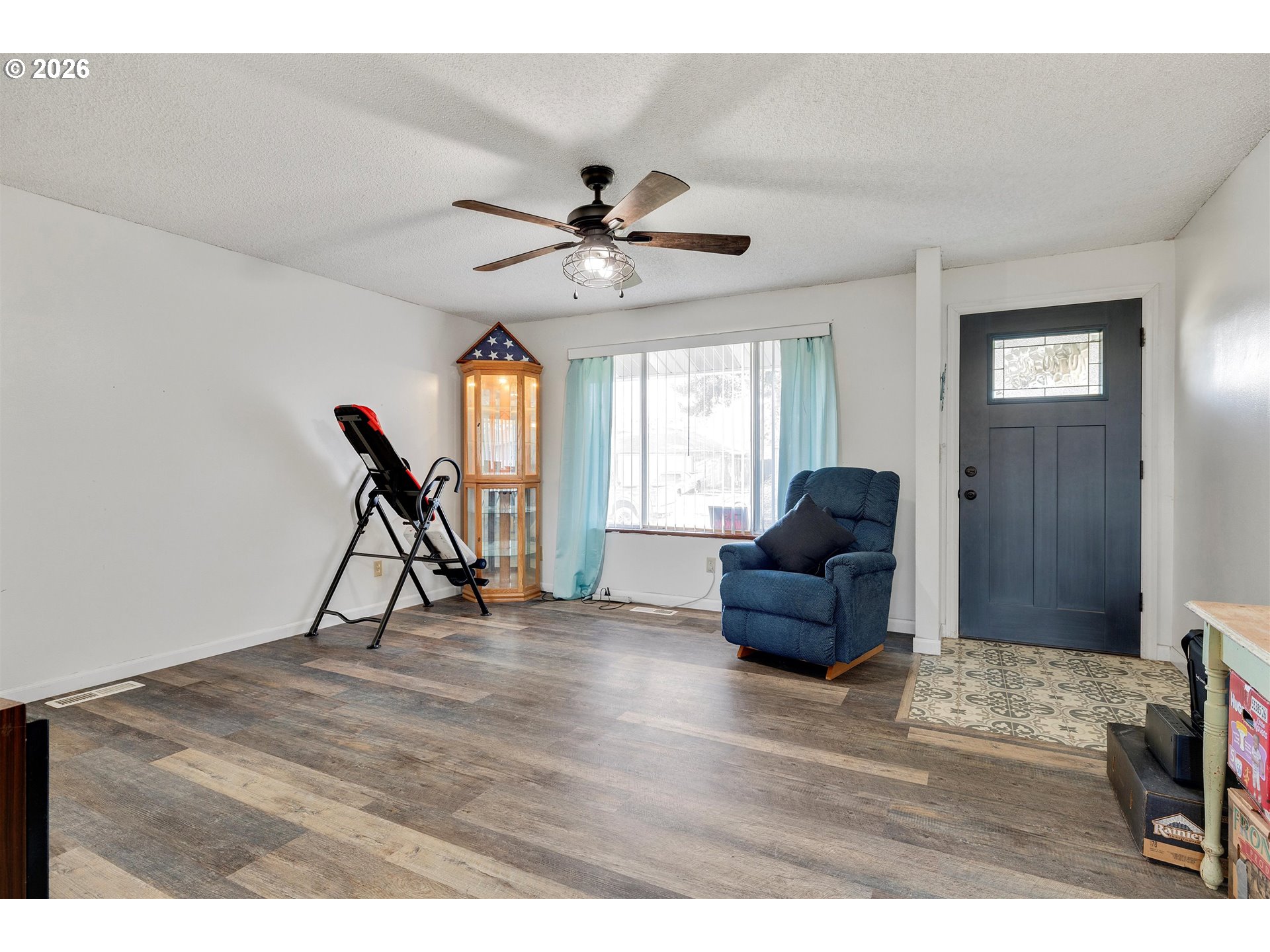 1035 Southeast 225th Avenue Gresham, OR 97030 - Photo 5 of 27