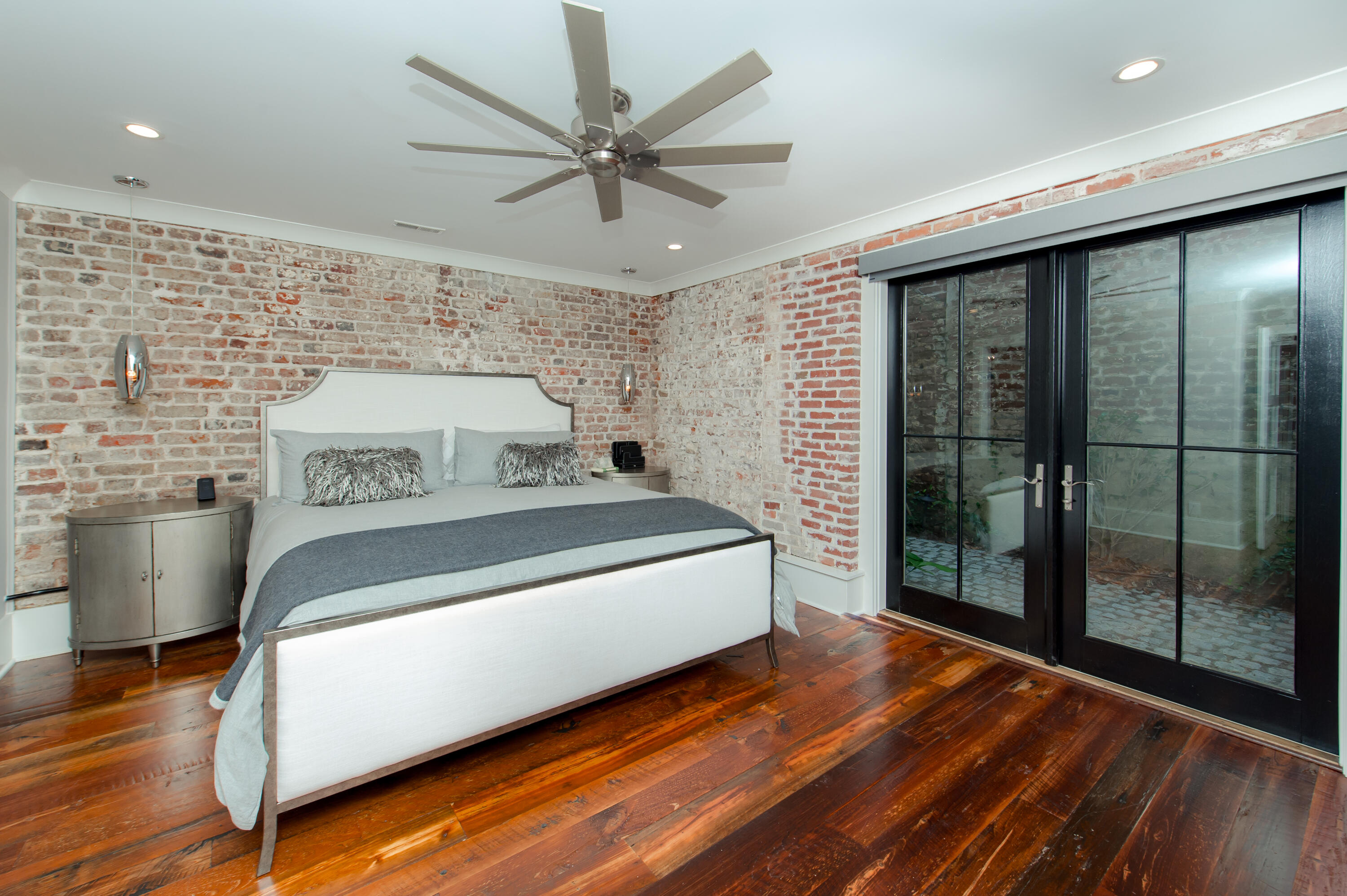 58 1/2 Broad Street Charleston, SC 29401 - Photo 18 of 28 58 1-2 Broad St_High Res-12