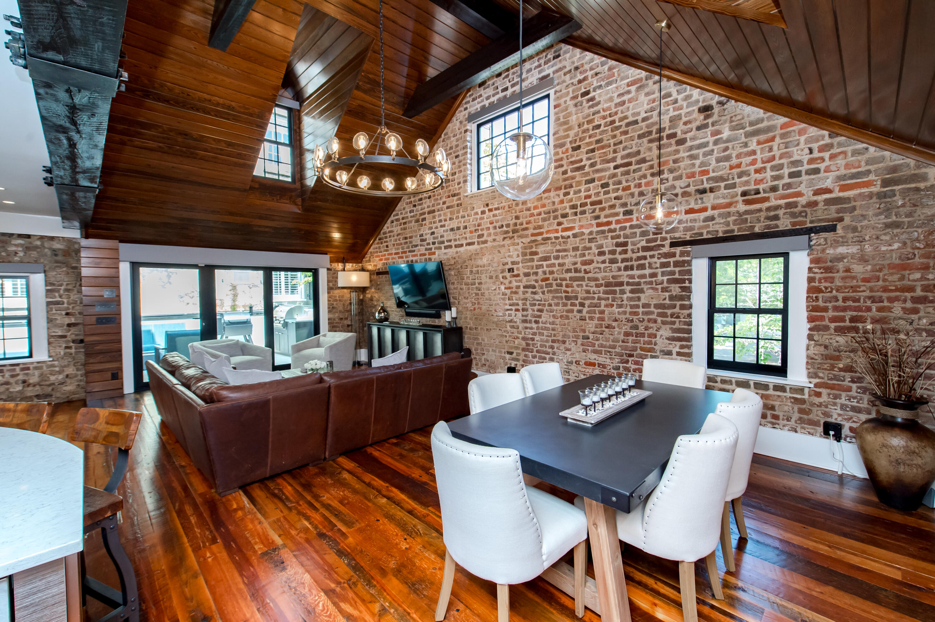 58 1/2 Broad Street Charleston, SC 29401 - Photo 20 of 28 58 1-2 Broad St_High Res-36