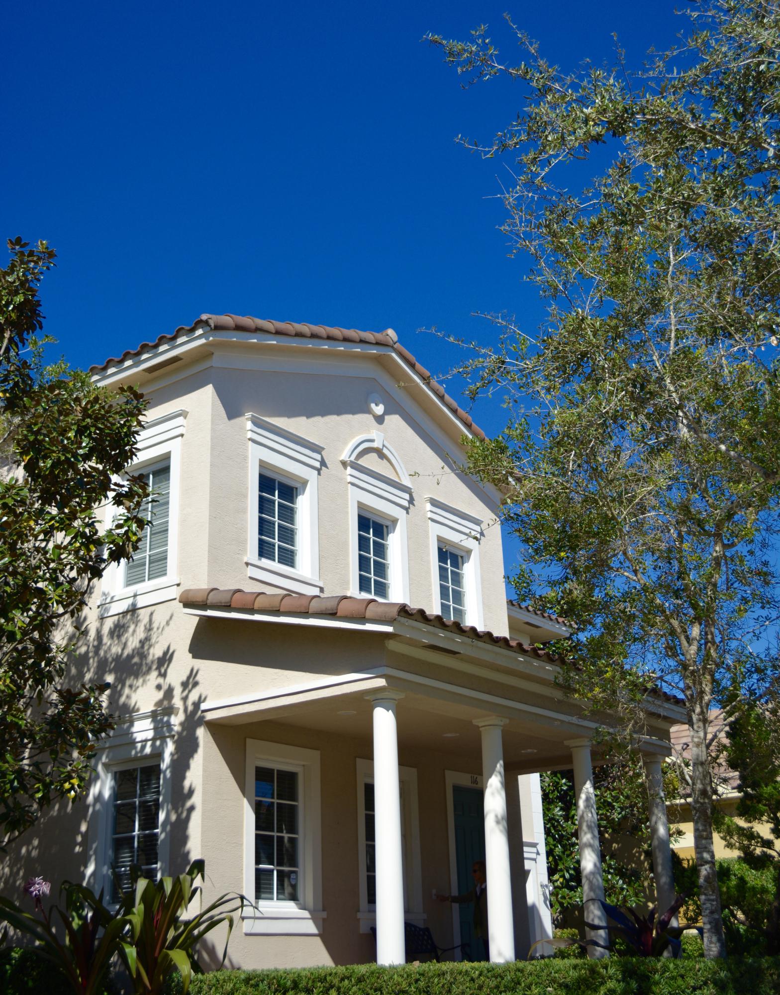116 Dunmore Drive Jupiter, FL 33458 - Photo 2 of 37 Front Exposure