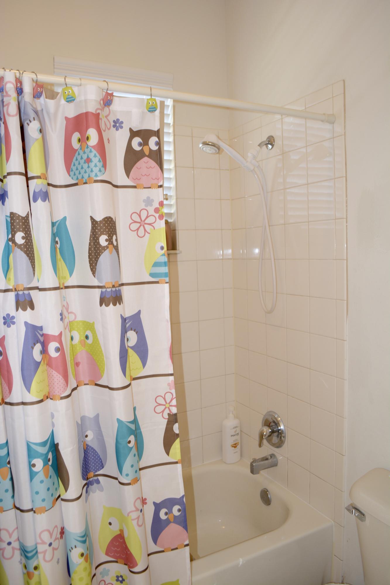 116 Dunmore Drive Jupiter, FL 33458 - Photo 22 of 37 Bathroom