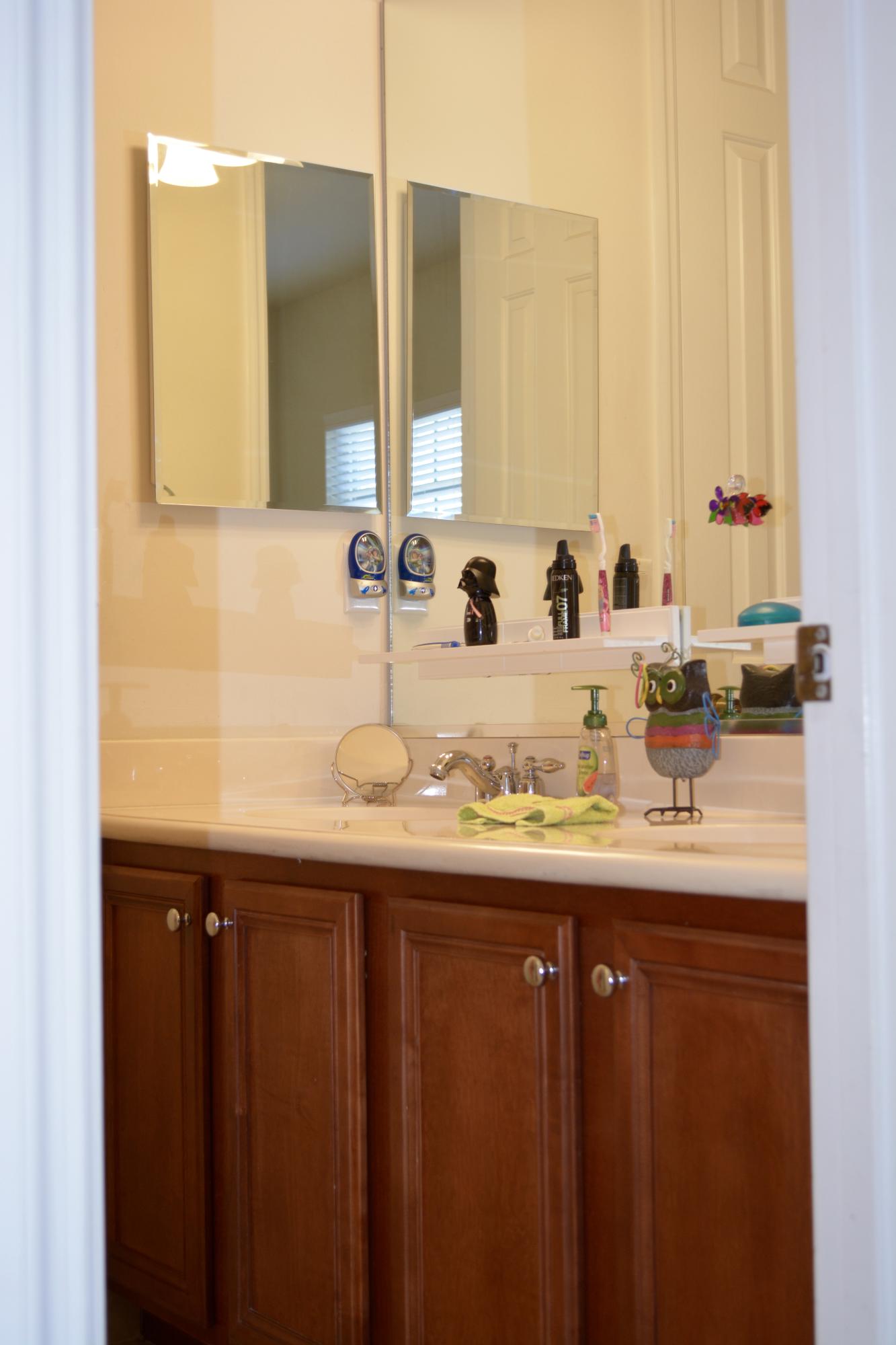 116 Dunmore Drive Jupiter, FL 33458 - Photo 23 of 37 Bathroom