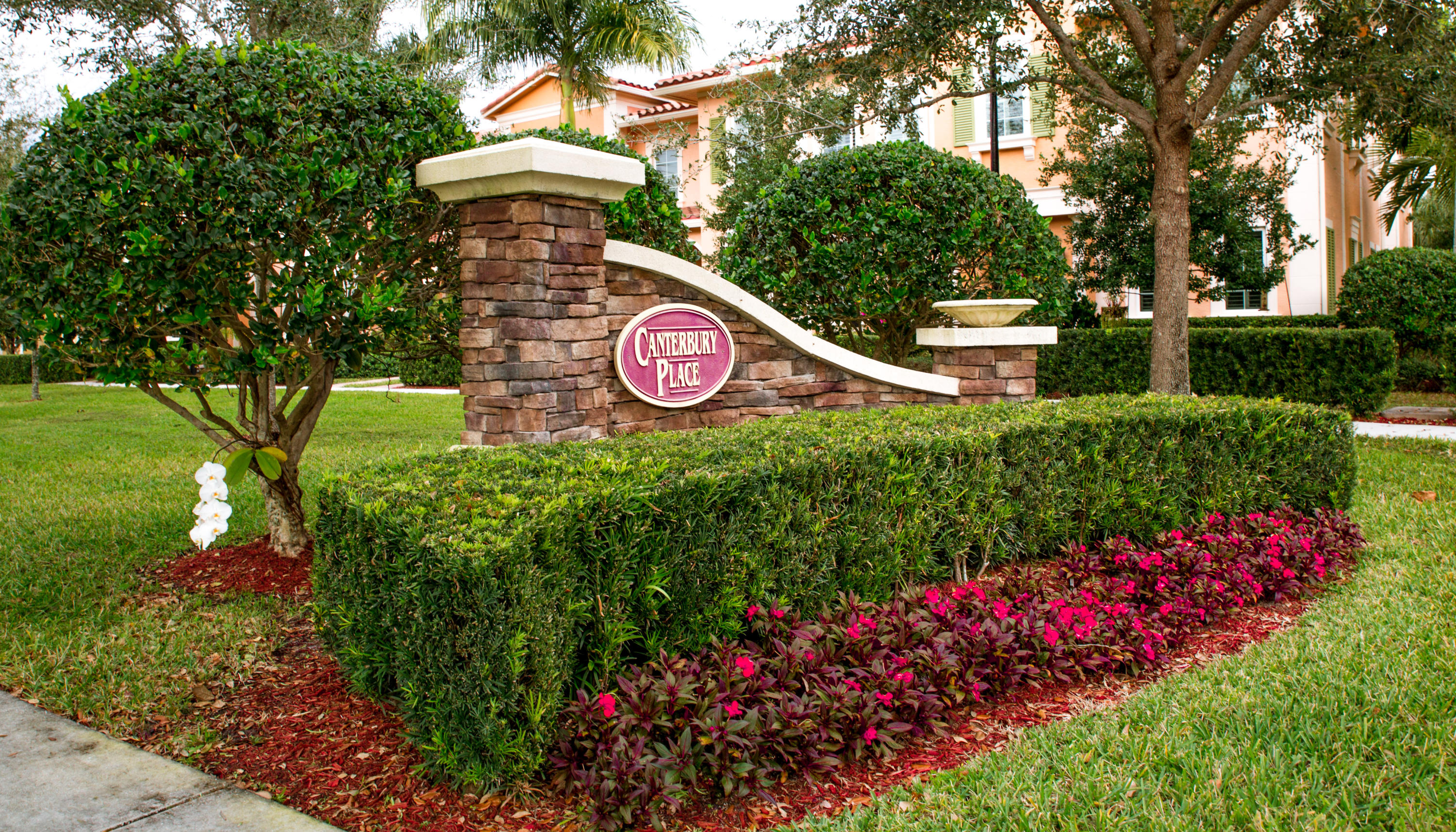 116 Dunmore Drive Jupiter, FL 33458 - Photo 37 of 37 Canterbury Entrance