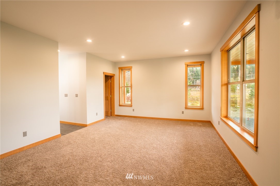 5581 Finrud Road Everson, WA 98247 - Photo 9 of 37 Gallery Image 9