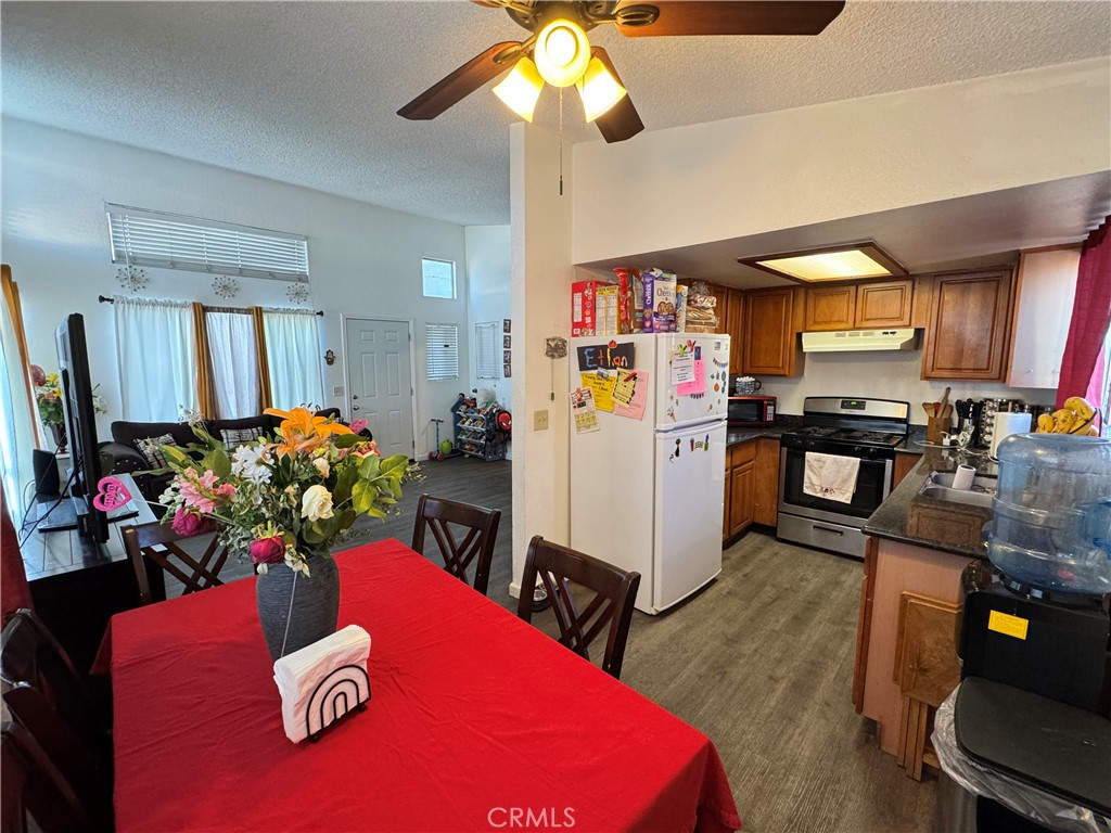590 South 6th Street Grover Beach, CA 93433 - Photo 42 of 58 Unit B Kitchen/ Dining