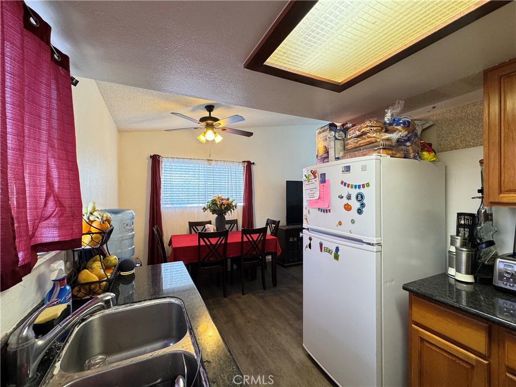 590 South 6th Street Grover Beach, CA 93433 - Photo 44 of 58 Unit B Kitchen