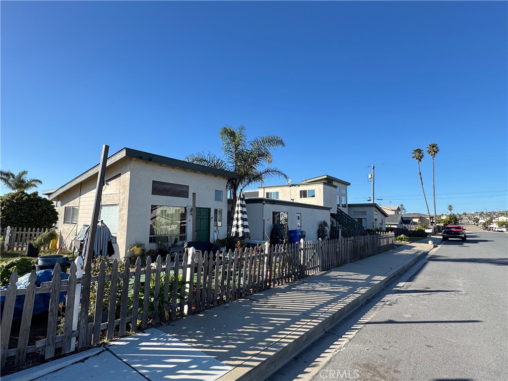 590 South 6th Street Grover Beach, CA 93433 - Photo 5 of 58 Unit A