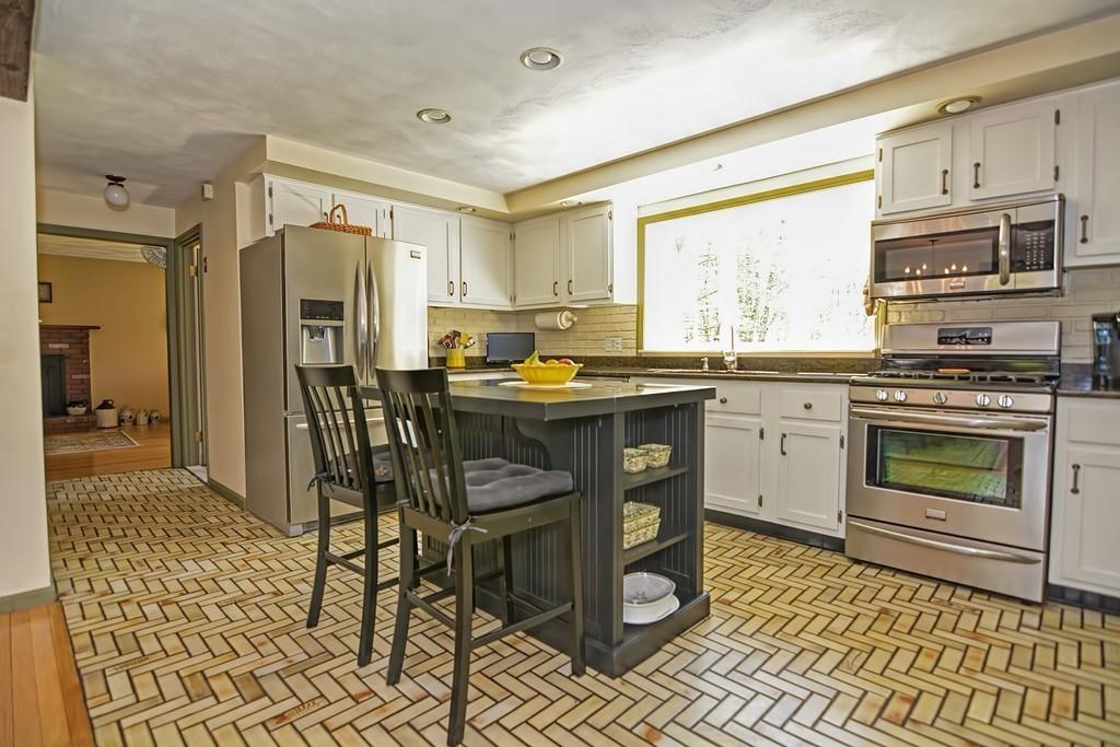 159 Martin Road Douglas, MA 01516 - Photo 13 of 41 Gallery Image 13