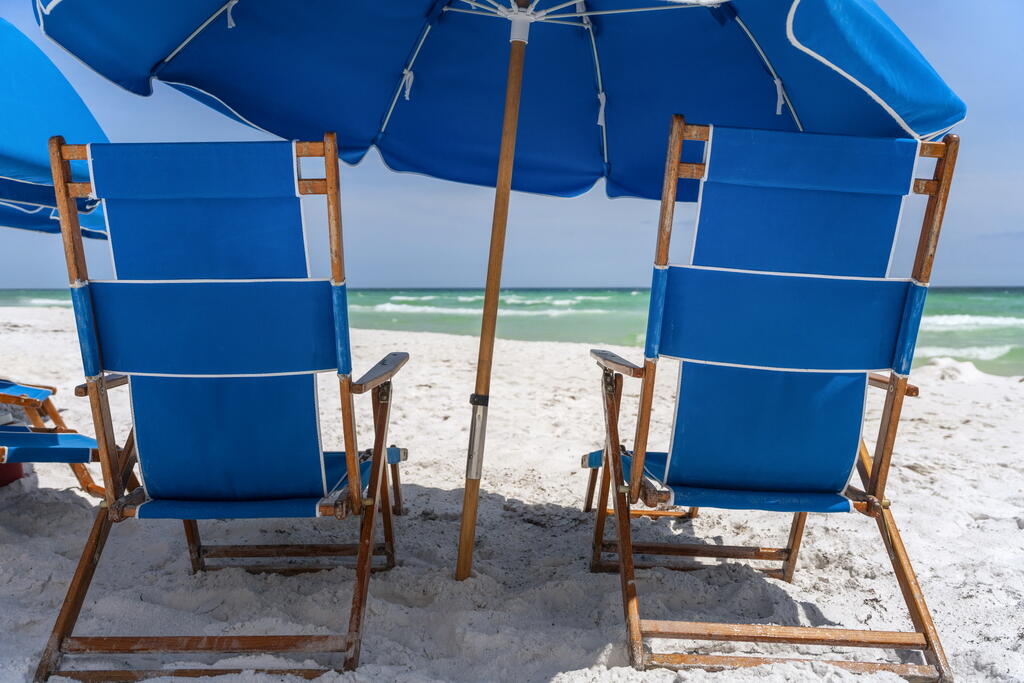 4748 Ocean Boulevard Destin, FL 32541 - Photo 20 of 80 a view of balcony with chairs