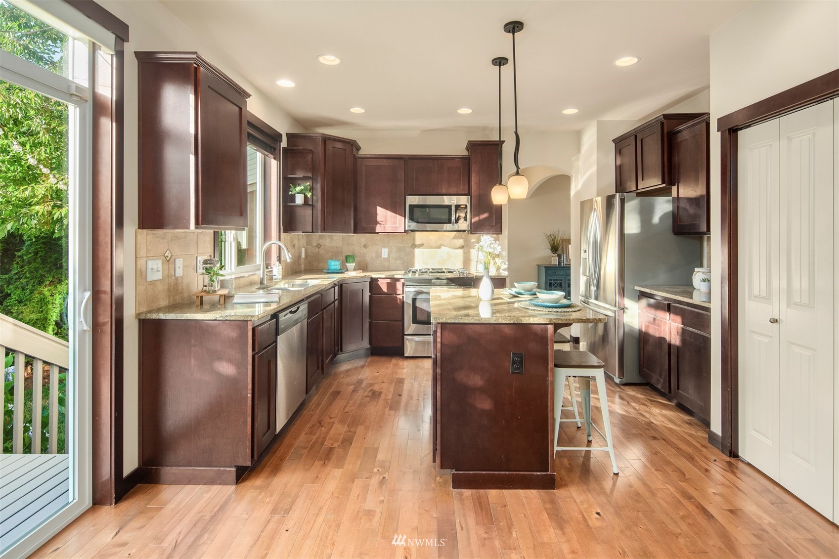 21314 38th Avenue Southeast Bothell, WA 98021 - Photo 11 of 36