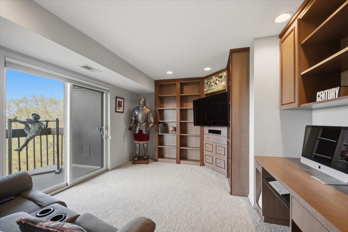 3810 Mission Hills Road, Unit 505 Northbrook, IL 60062 - Photo 11 of 21
