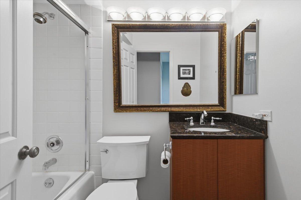 3810 Mission Hills Road, Unit 505 Northbrook, IL 60062 - Photo 14 of 21