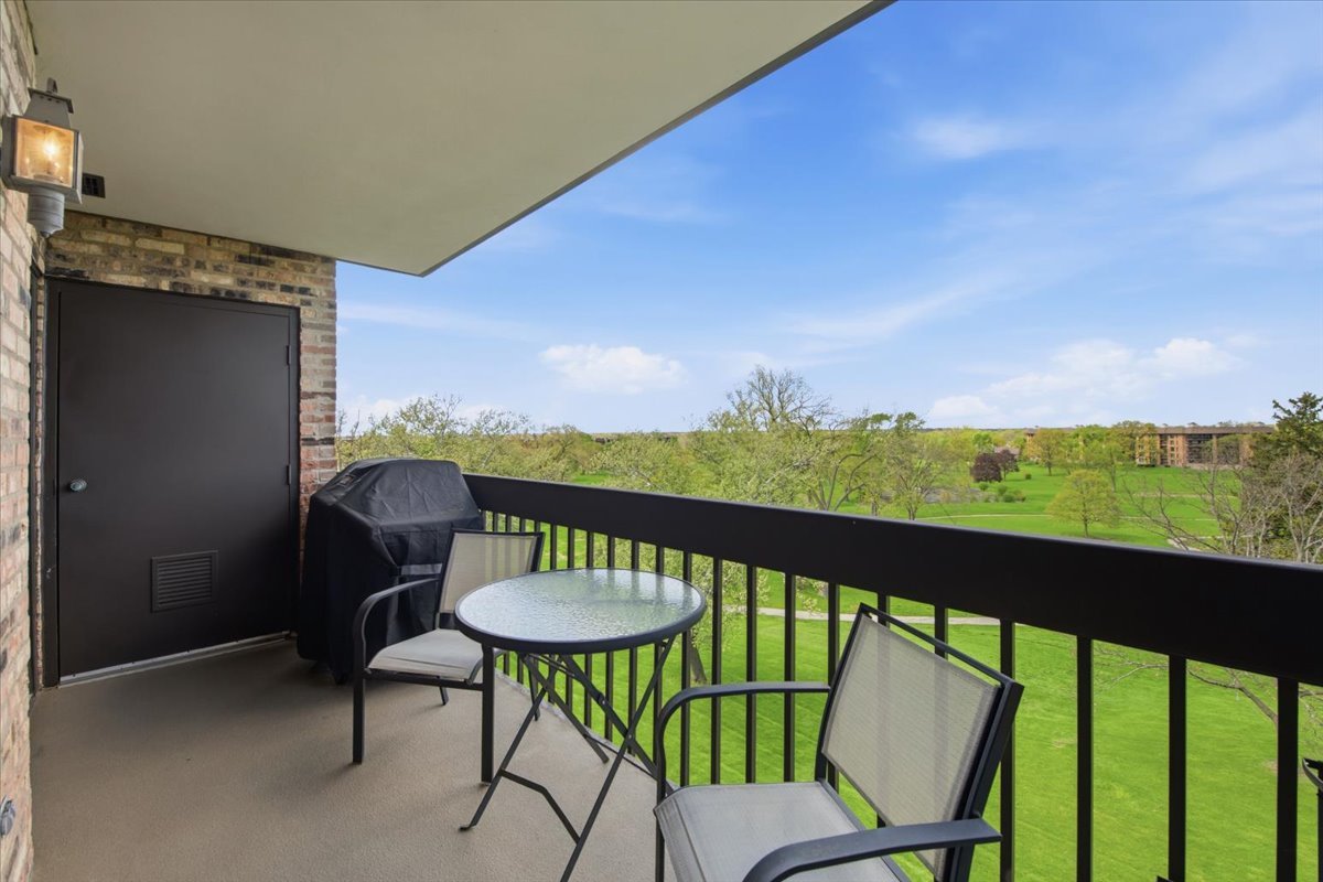 3810 Mission Hills Road, Unit 505 Northbrook, IL 60062 - Photo 19 of 21