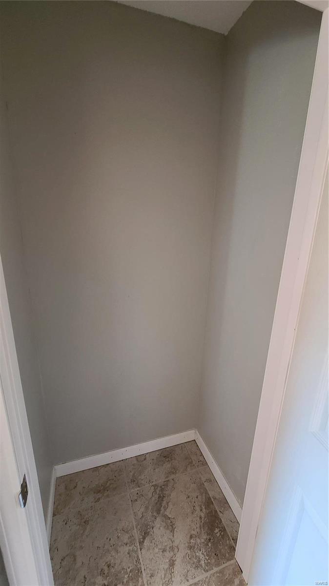3701 Johnson Road Granite City, IL 62040 - Photo 15 of 45 Gallery Image 15