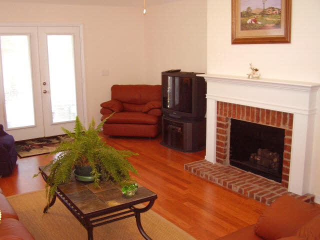31495 Heidelbrook Loop Daphne, AL 36527 - Photo 3 of 7 Living Room