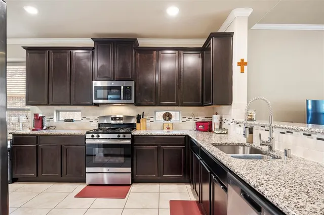 $515,000 | 1909 Nob Hill Court, Denton, TX 76210