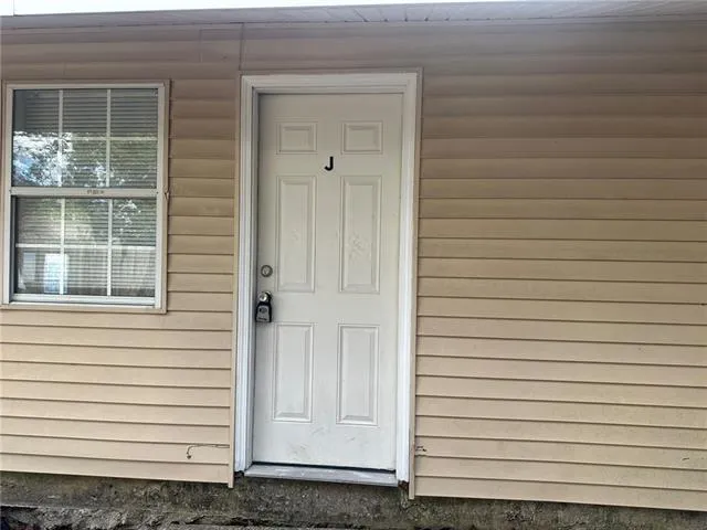 $850 | 213 Rosebud Street, Unit J, Metairie, LA 70005