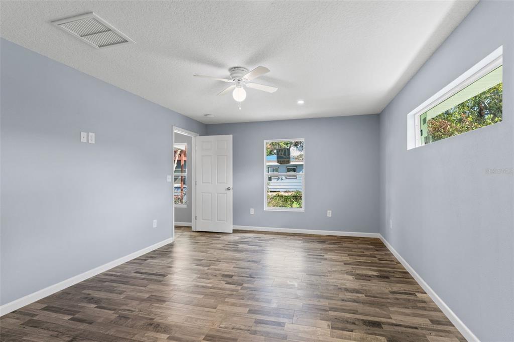 499 Stremma Road Largo, FL 33770 - Photo 17 of 35 Gallery Image 17