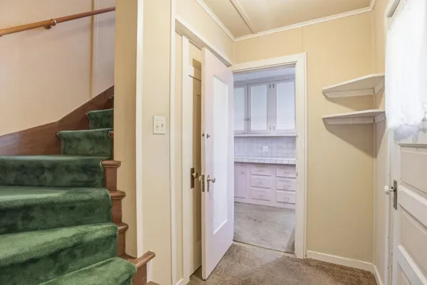 a view of walk in closet