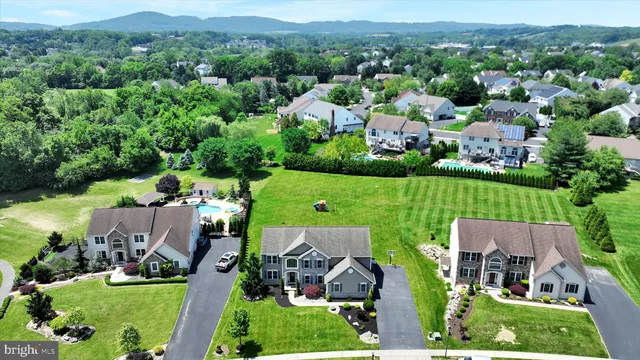 $750,000 | 118 Connecticut Avenue, Sinking Spring, PA 19608