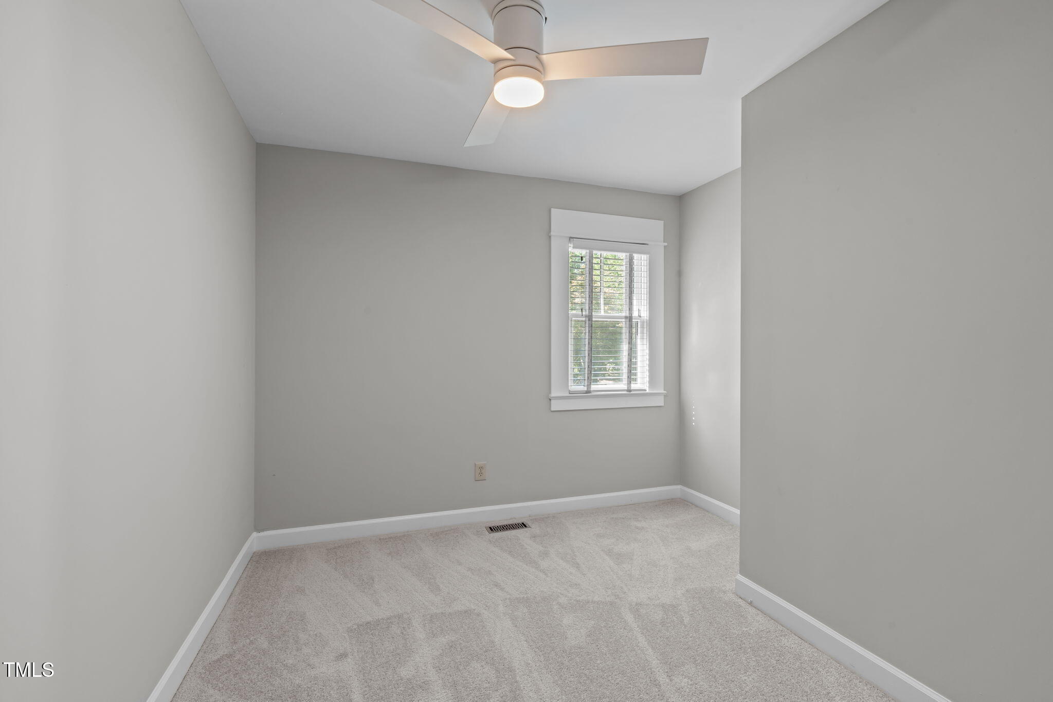 318 Cooke Street Raleigh, NC 27601 - Photo 27 of 35 Second Guest Bedroom