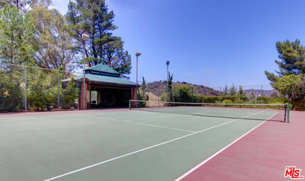 9199 Cotharin Road Malibu, CA 90265 - Photo 19 of 22