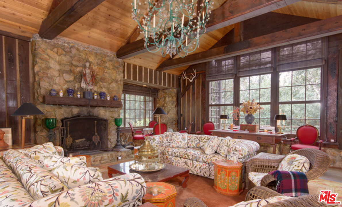 9199 Cotharin Road Malibu, CA 90265 - Photo 3 of 22