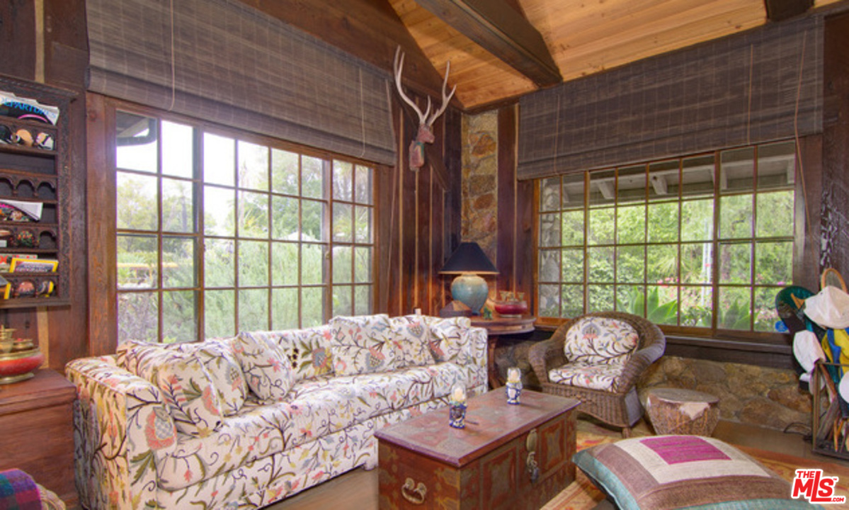 9199 Cotharin Road Malibu, CA 90265 - Photo 5 of 22