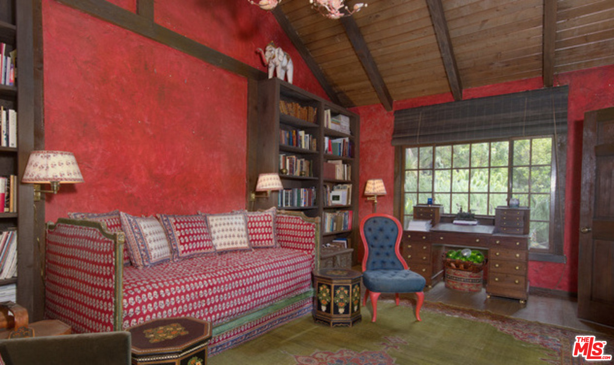 9199 Cotharin Road Malibu, CA 90265 - Photo 7 of 22