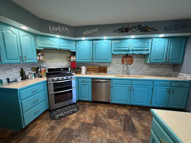 $450,000 | 1400 North 200 East, Lagrange, IN 46761