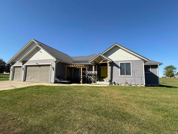 $425,000 | 1400 North 200 East, Lagrange, IN 46761