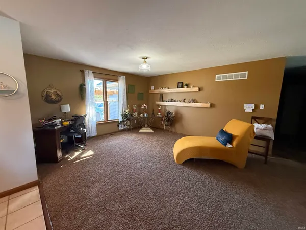 $425,000 | 1400 North 200 East, Lagrange, IN 46761