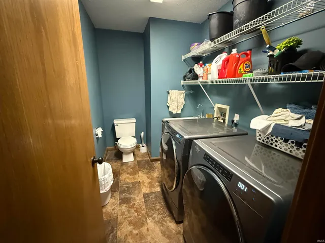 $450,000 | 1400 North 200 East, Lagrange, IN 46761