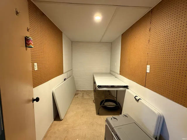 $450,000 | 1400 North 200 East, Lagrange, IN 46761