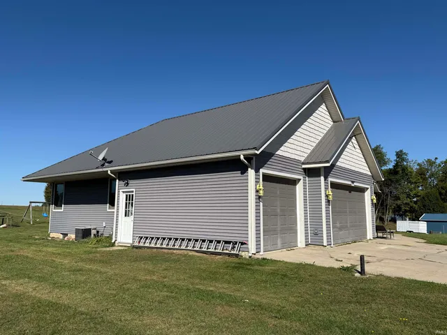 $450,000 | 1400 North 200 East, Lagrange, IN 46761