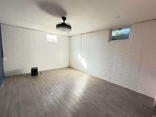 $425,000 | 1400 North 200 East, Lagrange, IN 46761