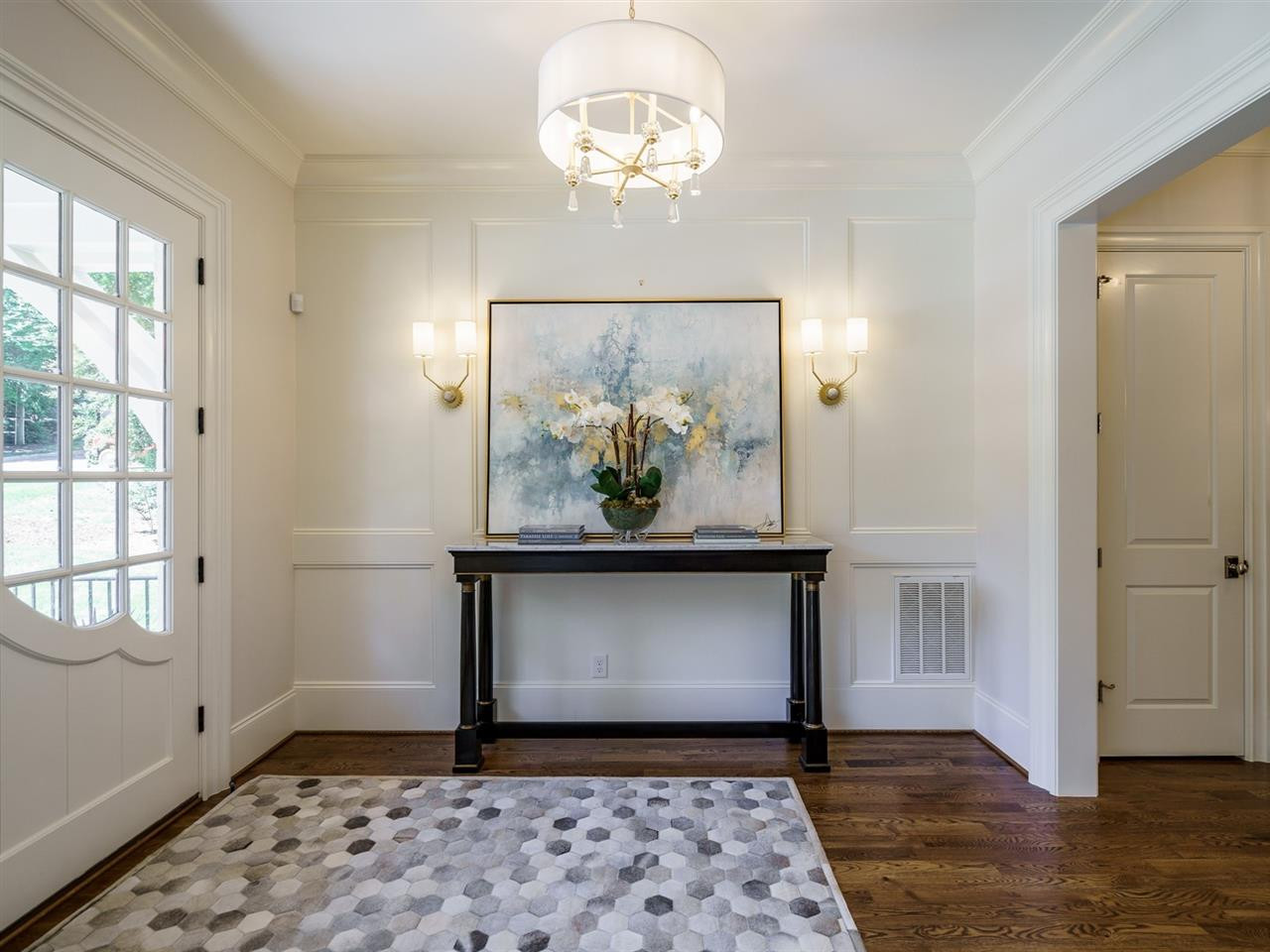 313 Forsyth Street Raleigh, NC 27609 - Photo 3 of 30 Foyer
