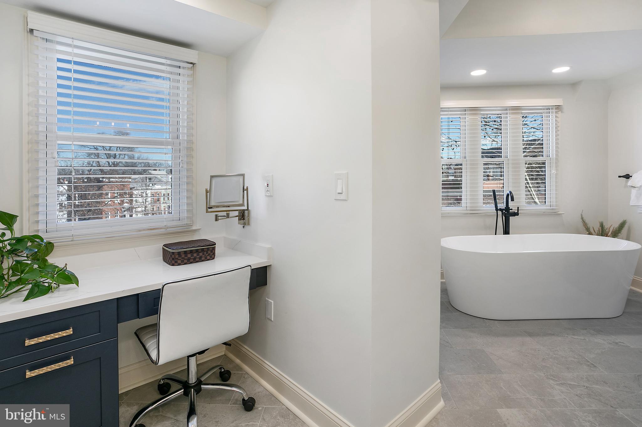 1300 Duke Street Alexandria, VA 22314 - Photo 27 of 36 Primary en suite - updated January 2024