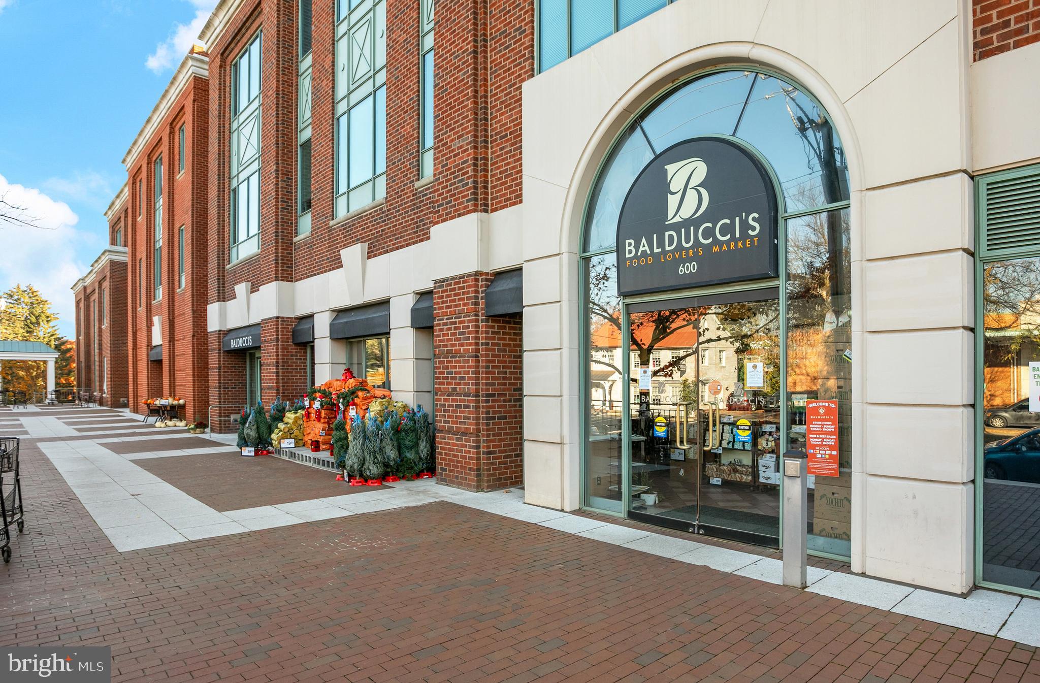 1300 Duke Street Alexandria, VA 22314 - Photo 35 of 36 Walking distance to everything in old town