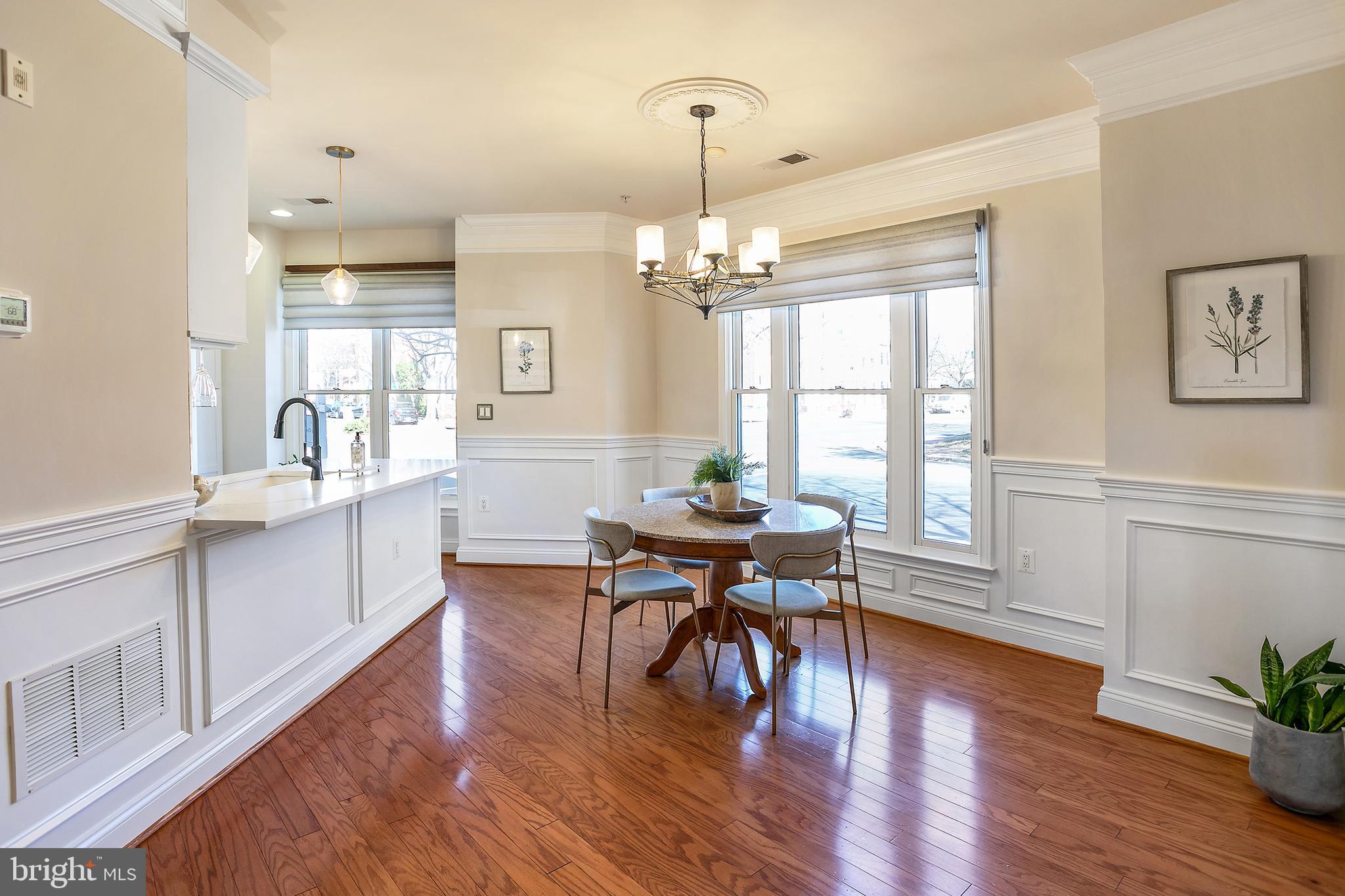1300 Duke Street Alexandria, VA 22314 - Photo 5 of 36 Dining area