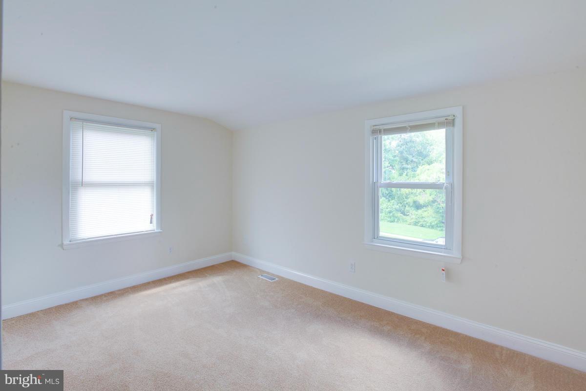 12 Congaree Court Baltimore, MD 21236 - Photo 17 of 25 Bedroom (Master)